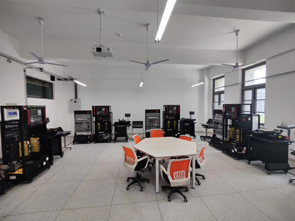 机电设备安装与维修专业